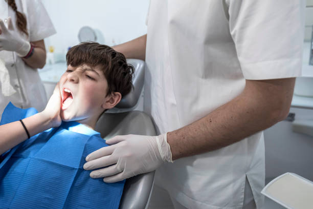 Best Weekend Emergency Dentist in Mishicot, WI